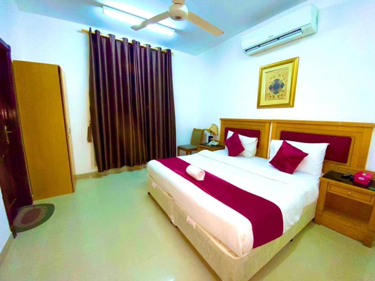 Savoy Inn Hotel Apartments *