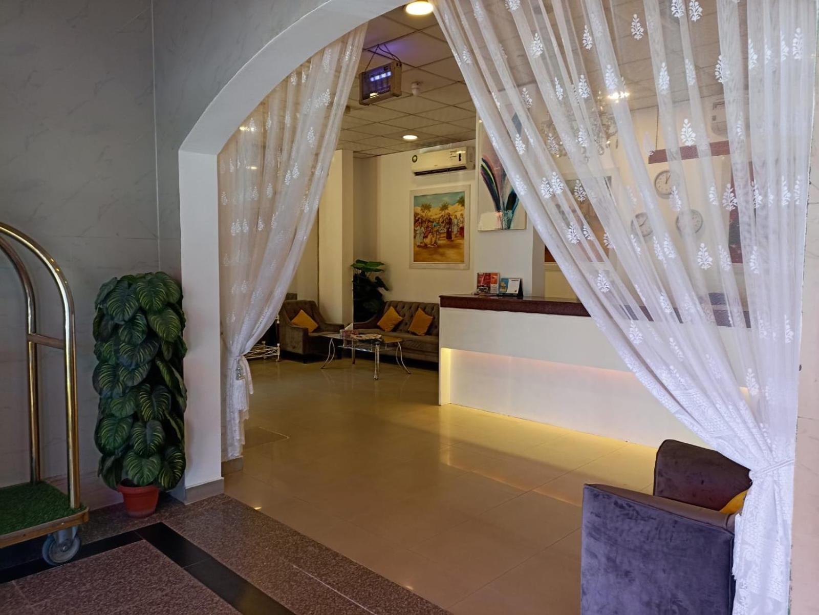 Savoy Inn Hotel Apartments * Muscat