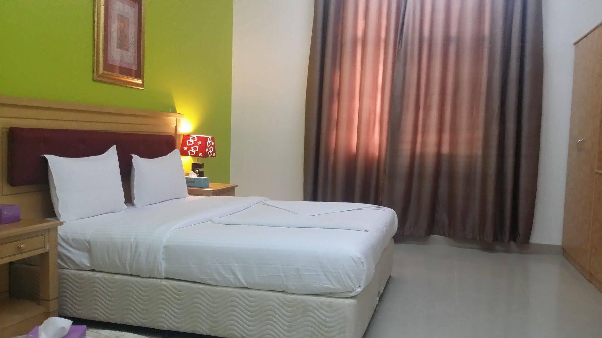 Hotel Savoy Inn Hotel Apartments *
